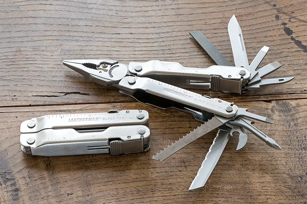 Nuetzliches und Besonderes - Leatherman Super Tool 300